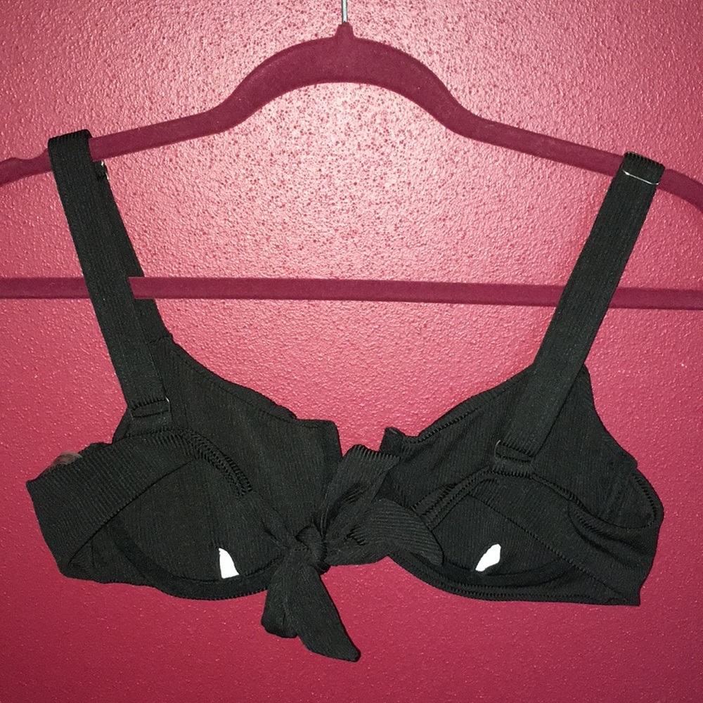 Black Ribbed Bikini - Picture 3 of 4